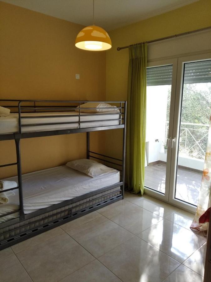 Cozy Villa Vita Lagonisi Kalivia Thorikou Exterior foto